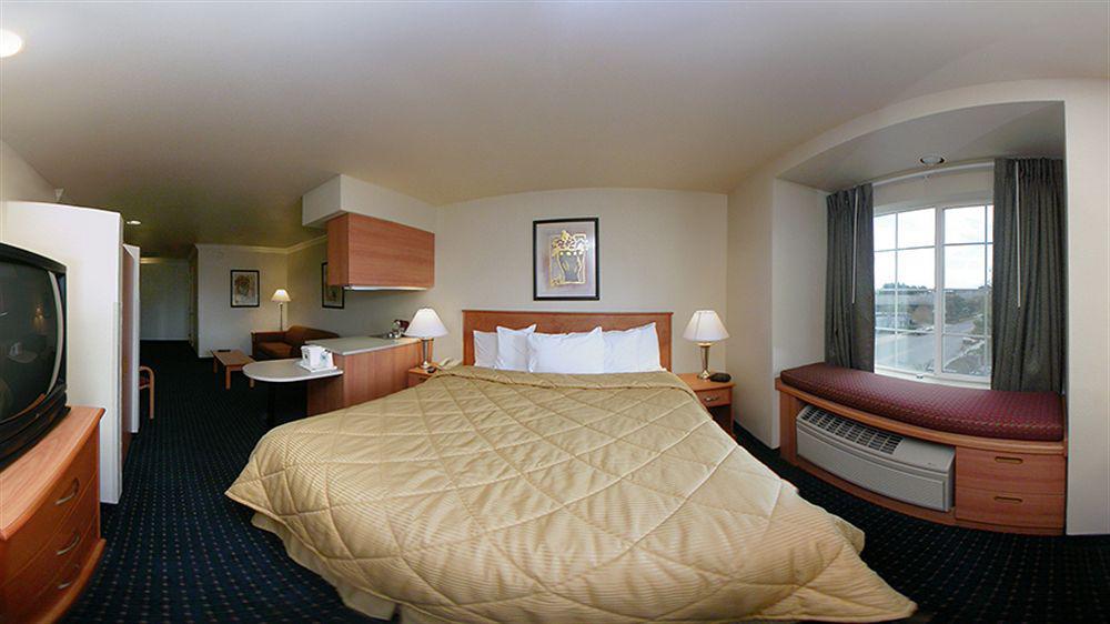 Comfort Inn & Suites Salinas Exterior photo